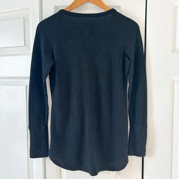 Chaser Black Ribbed Henley Long Sleeve Top V-Neck Women’s Size Small - Picture 4 of 5